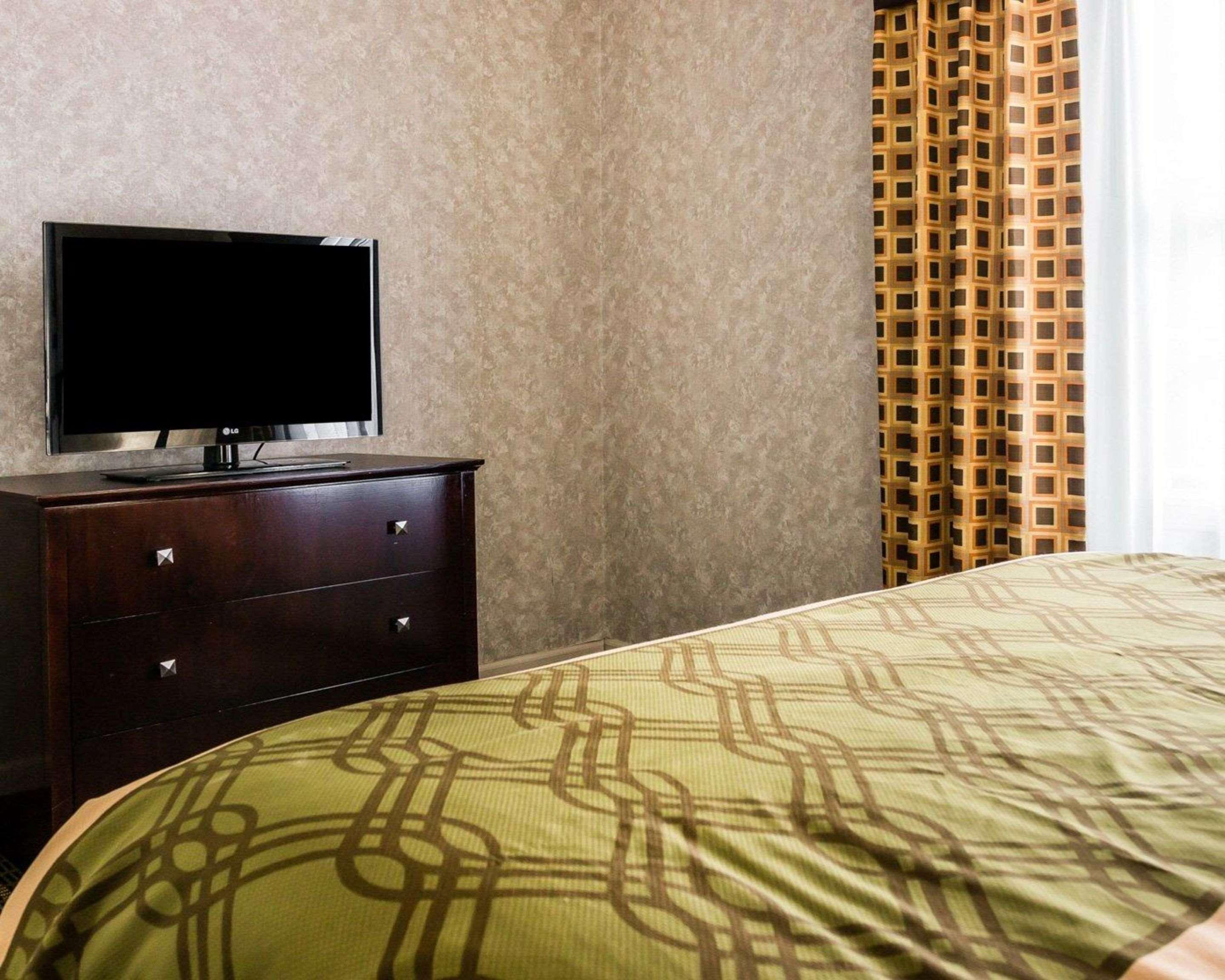 Econo Lodge & Suites Cascade Extérieur photo