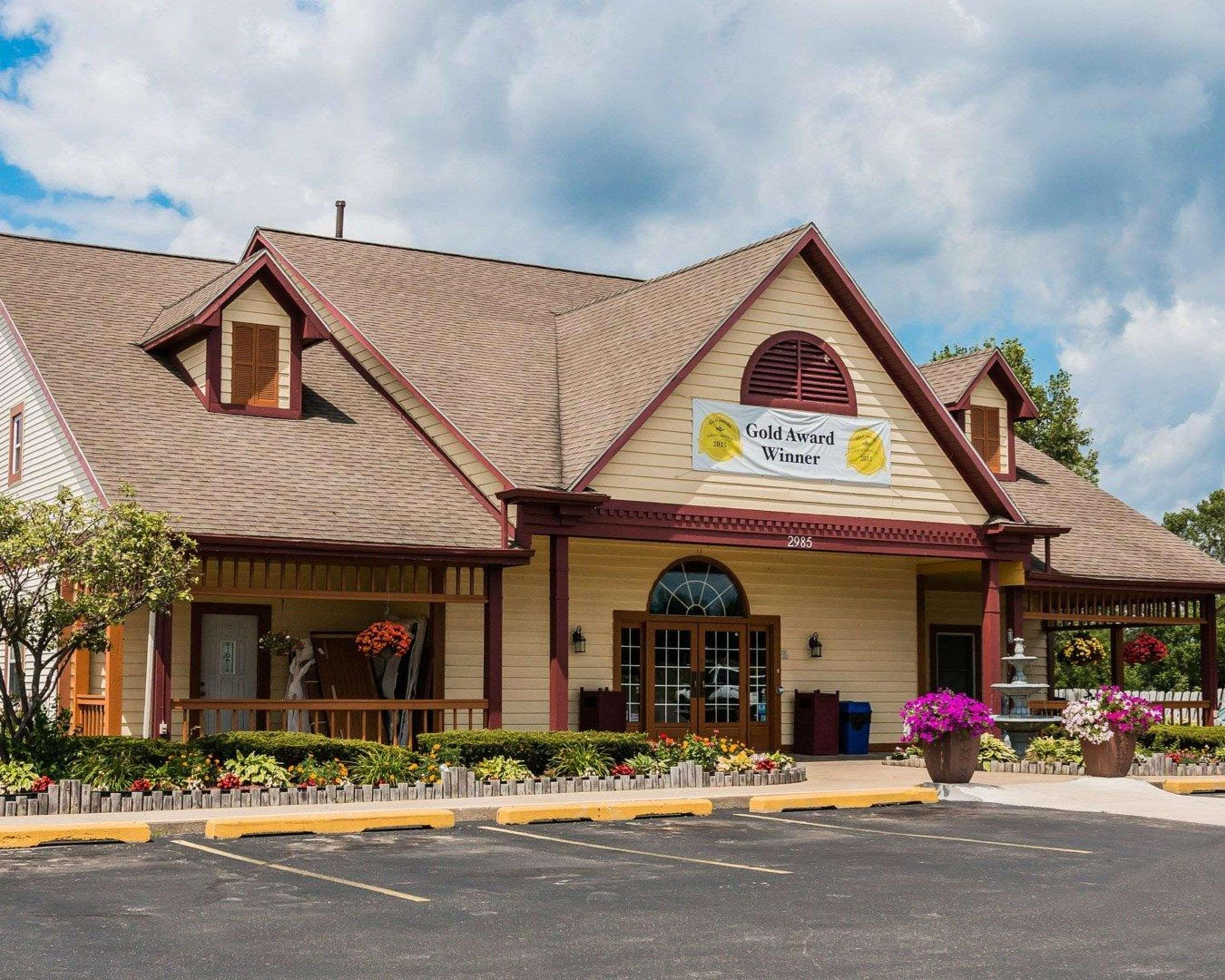 Econo Lodge & Suites Cascade Extérieur photo