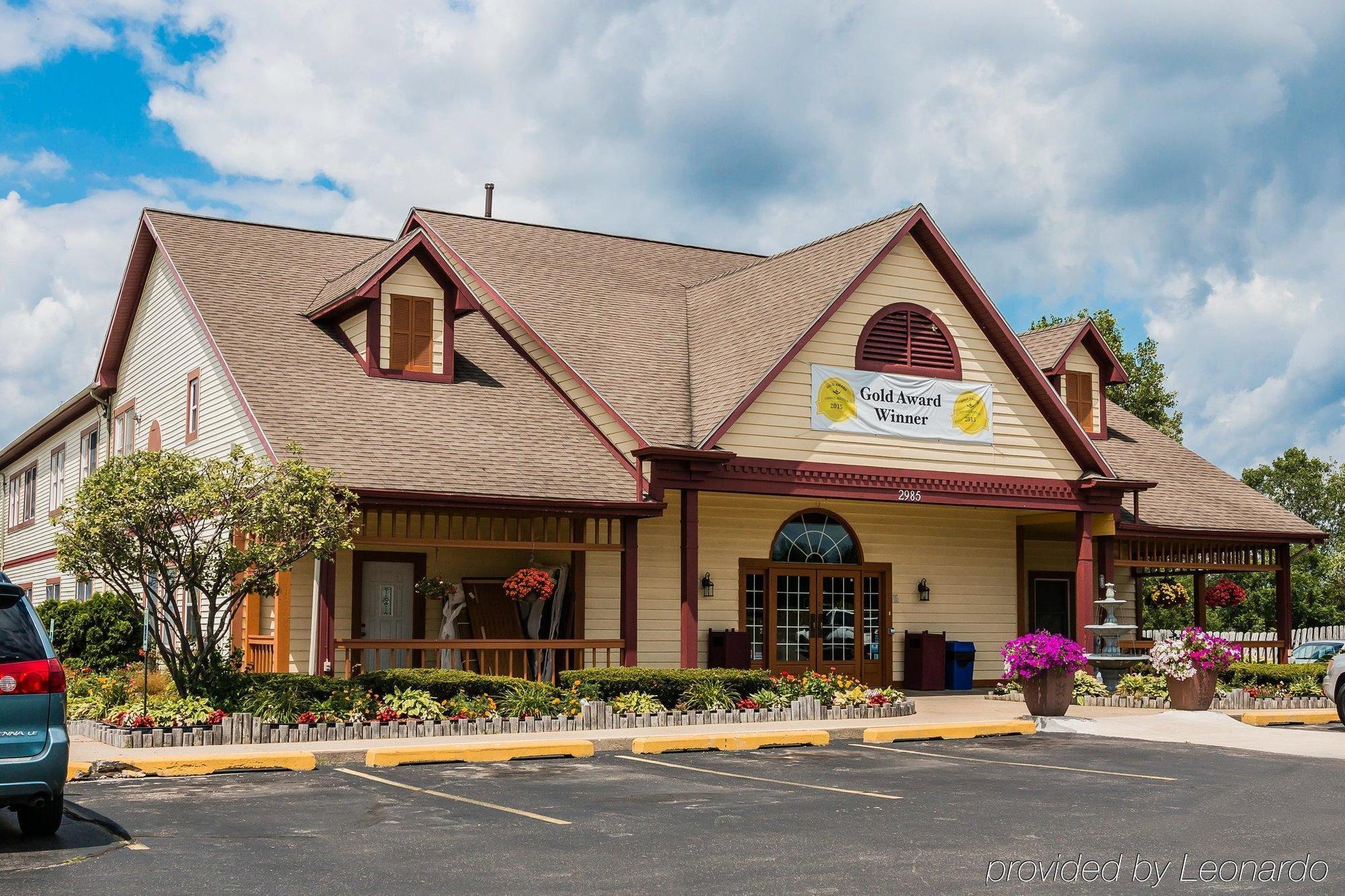 Econo Lodge & Suites Cascade Extérieur photo