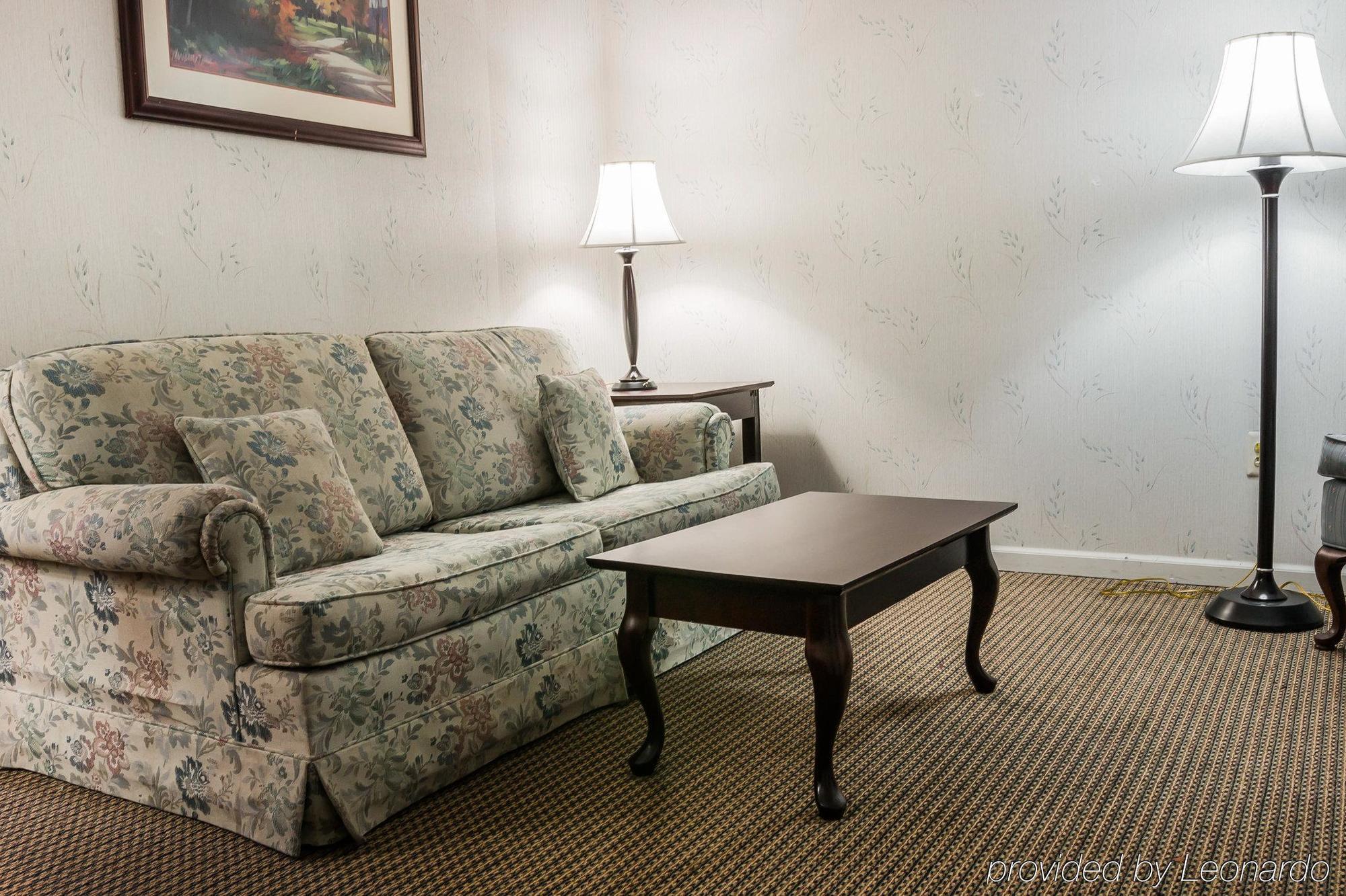 Econo Lodge & Suites Cascade Extérieur photo
