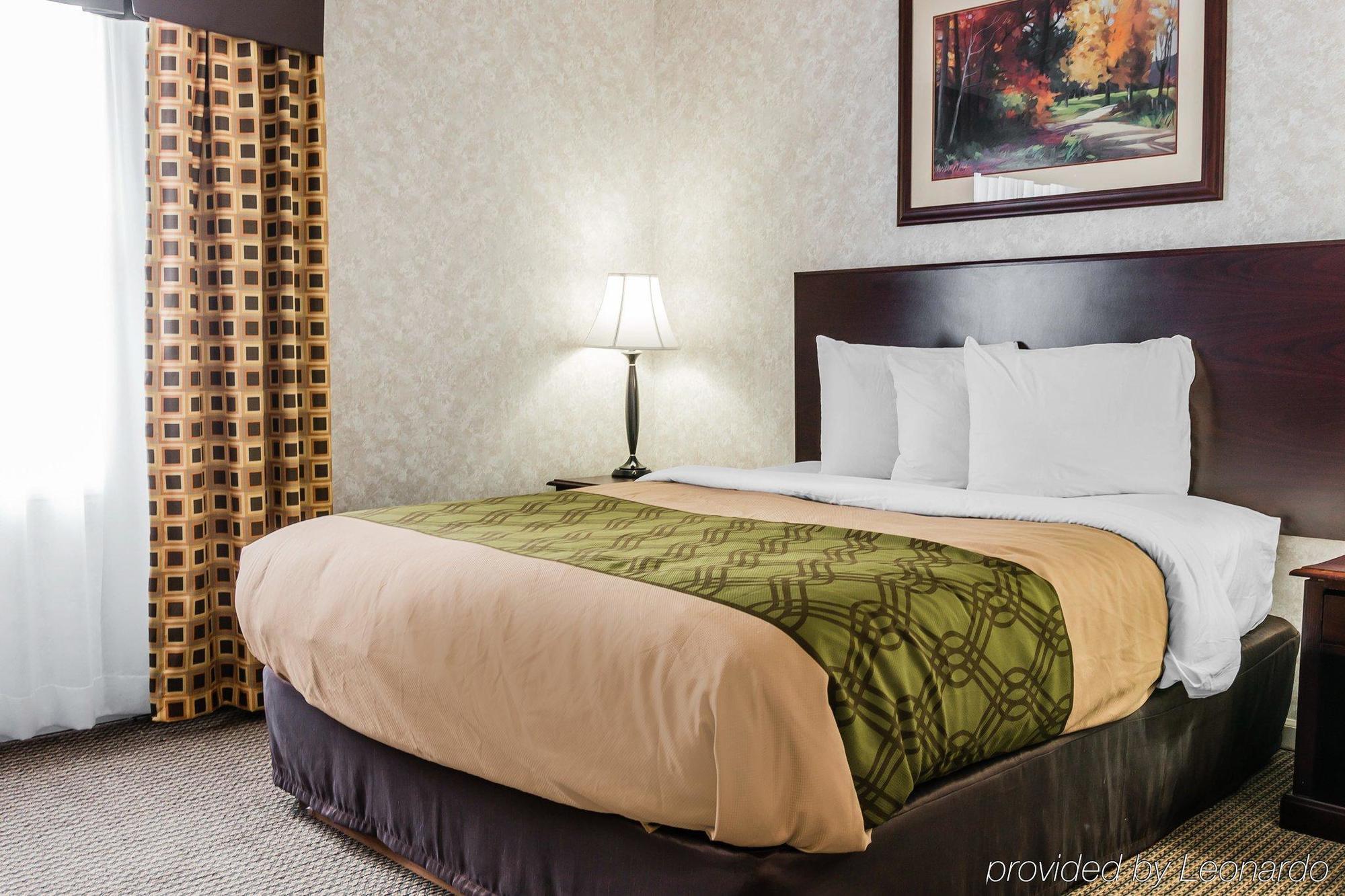 Econo Lodge & Suites Cascade Extérieur photo