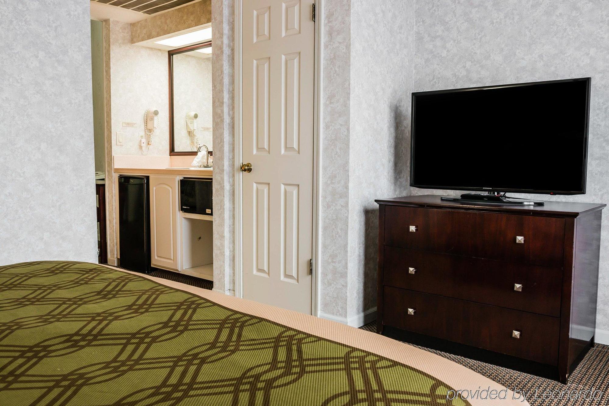 Econo Lodge & Suites Cascade Extérieur photo