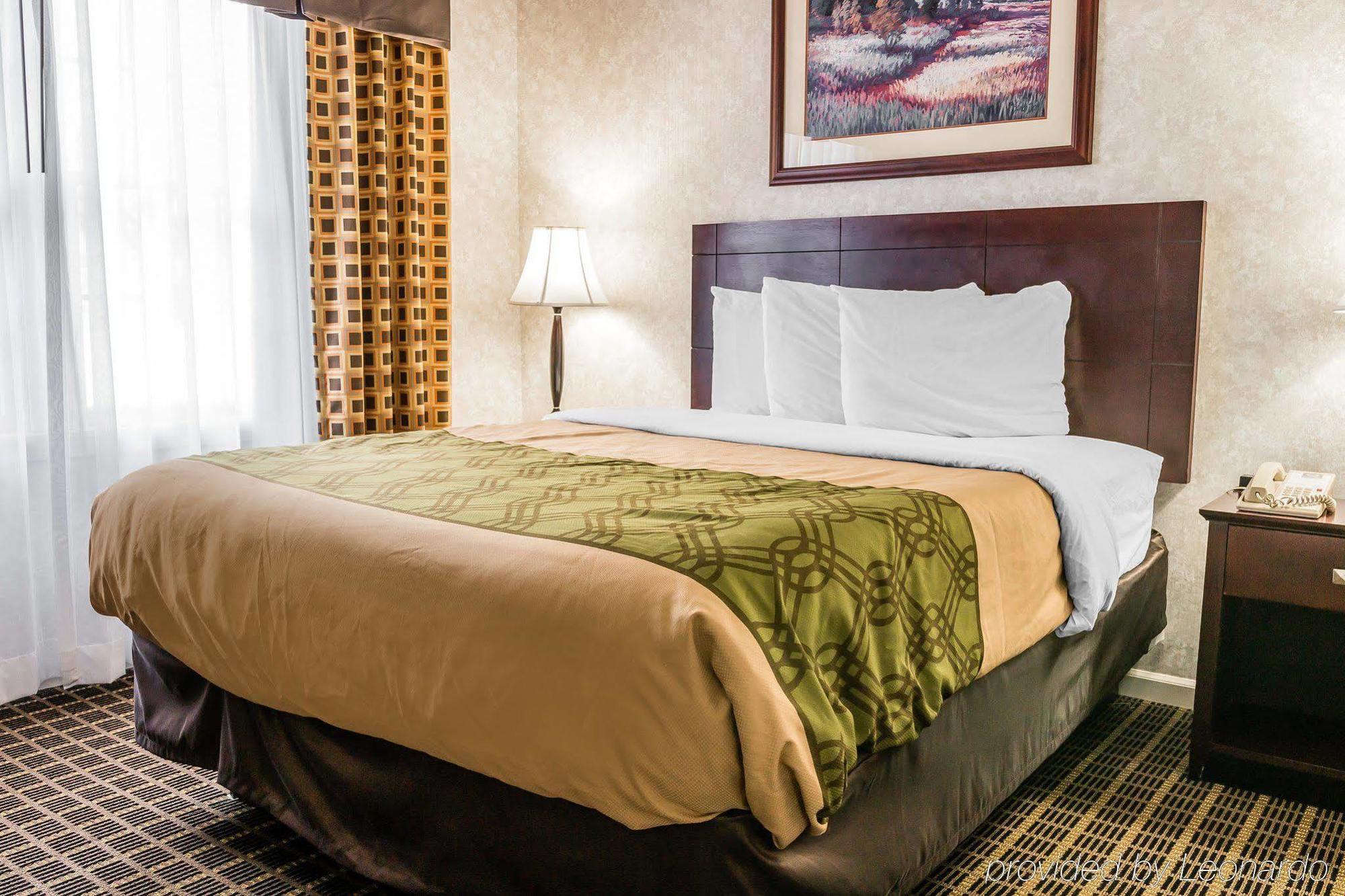 Econo Lodge & Suites Cascade Extérieur photo