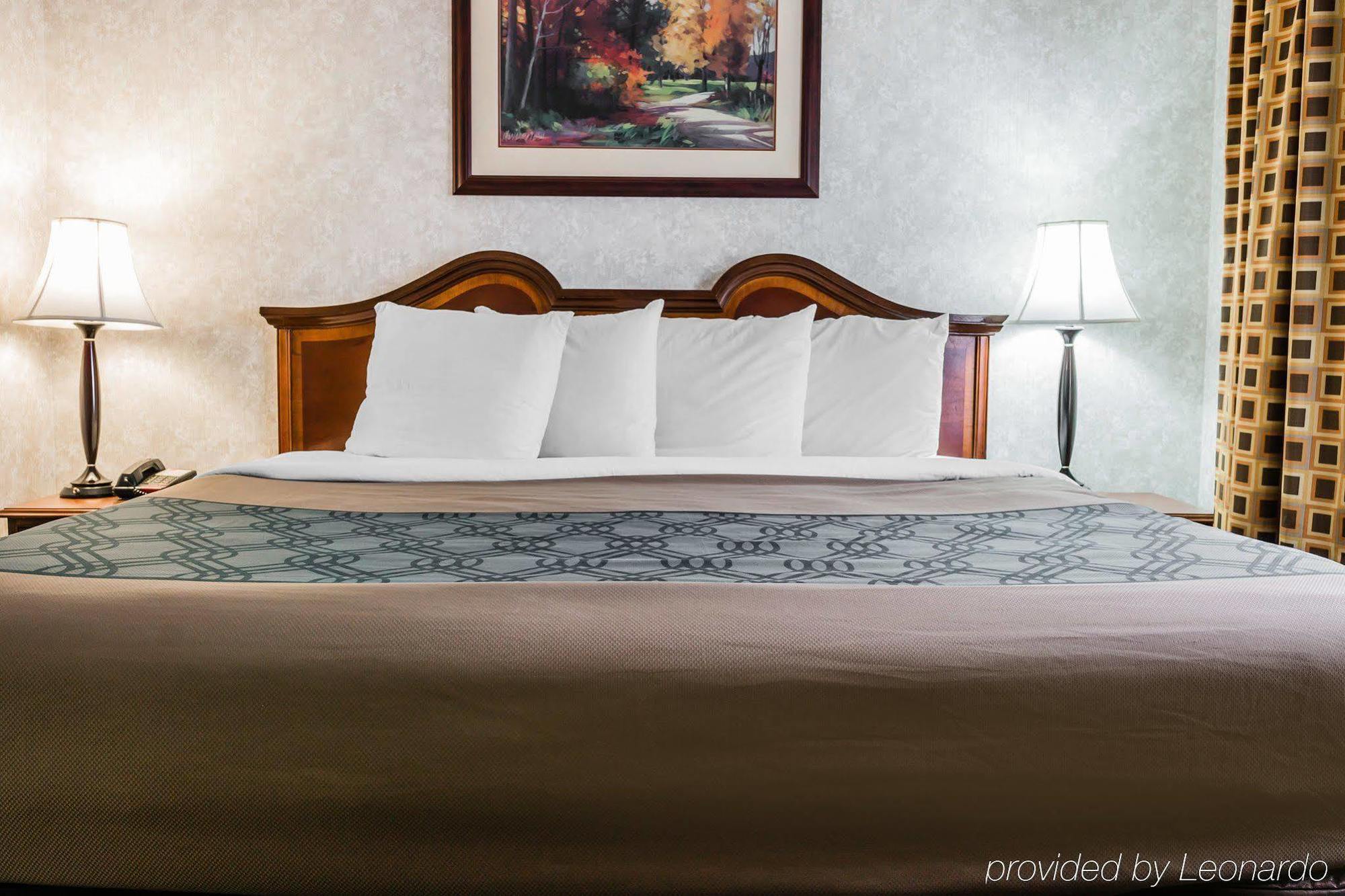 Econo Lodge & Suites Cascade Extérieur photo